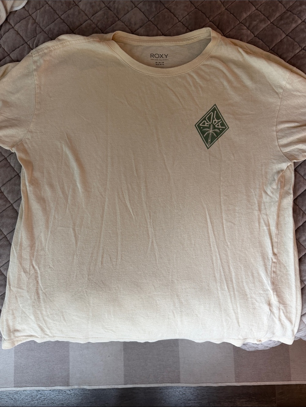 Roxy Cream Short Sleeve Tee with Green Chest Diamond Logo